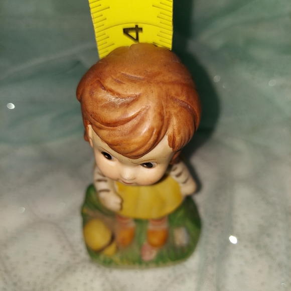 Vintage Sweet Girl in Yellow Dress Figurine with Turtle Made in Korea - Picture 9 of 10